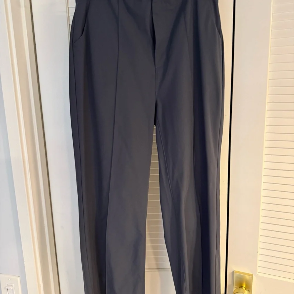 Vuori Women's Navy Pants - Picture 7 of 7
